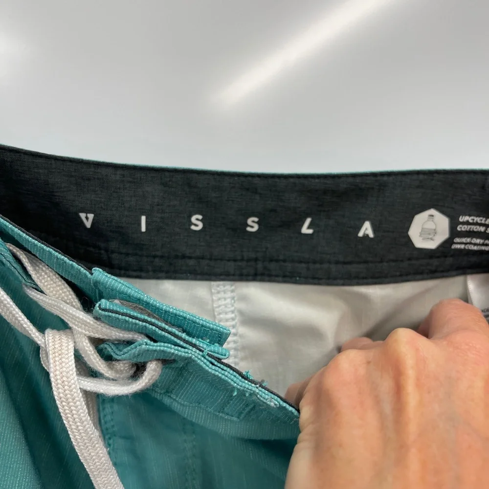 NWOT Vissla Board‎ Shorts Size 26